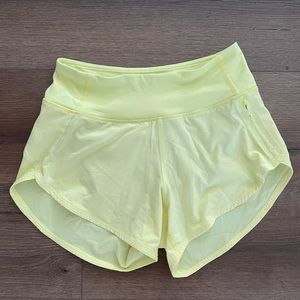 Outdoor Voices 4’ Hudson Short in Chameleon